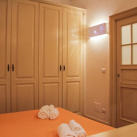 モルフェッタ Al Civico 4 Bed & Breakfast エクステリア 写真